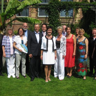 Margret Mergens 50. Geburtstag mit ihrem Mann Wolfgang Pöter, Freunden und Familie