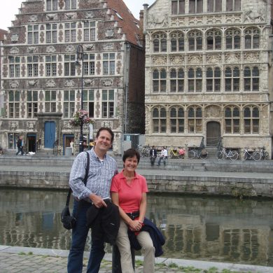 Margret Mergen mit ihrem Mann Wolfgang Pöter beim Urlaub in Gent