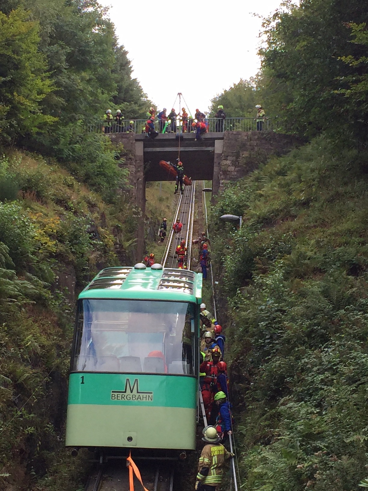 Einsatzübung der Rettungskräften an der Merkurbahn