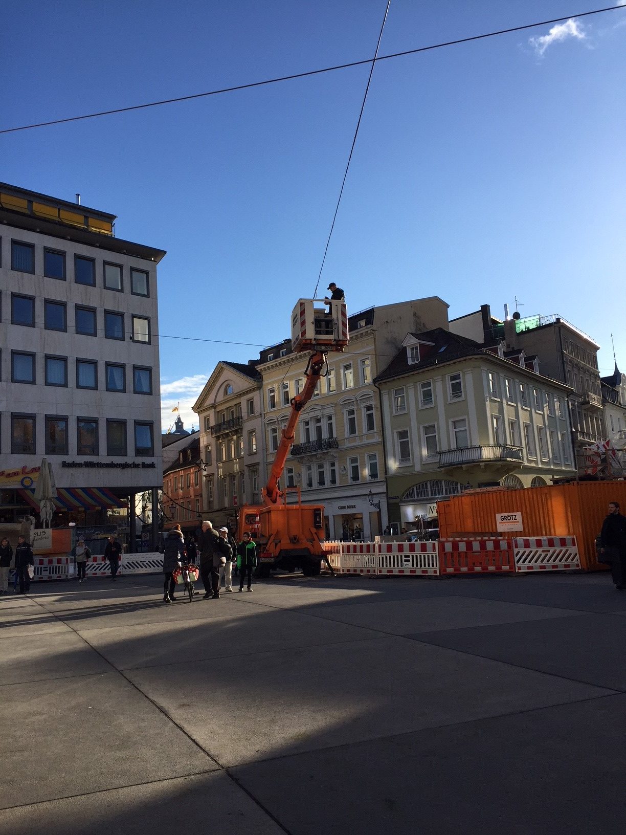 Leopoldsplatz erstrahlt im neuen Glanz